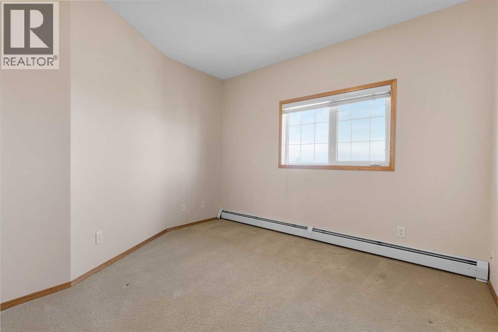 Single Family House for Sale in   Tuscany Springs Boulevard NW Tuscany Calgary 