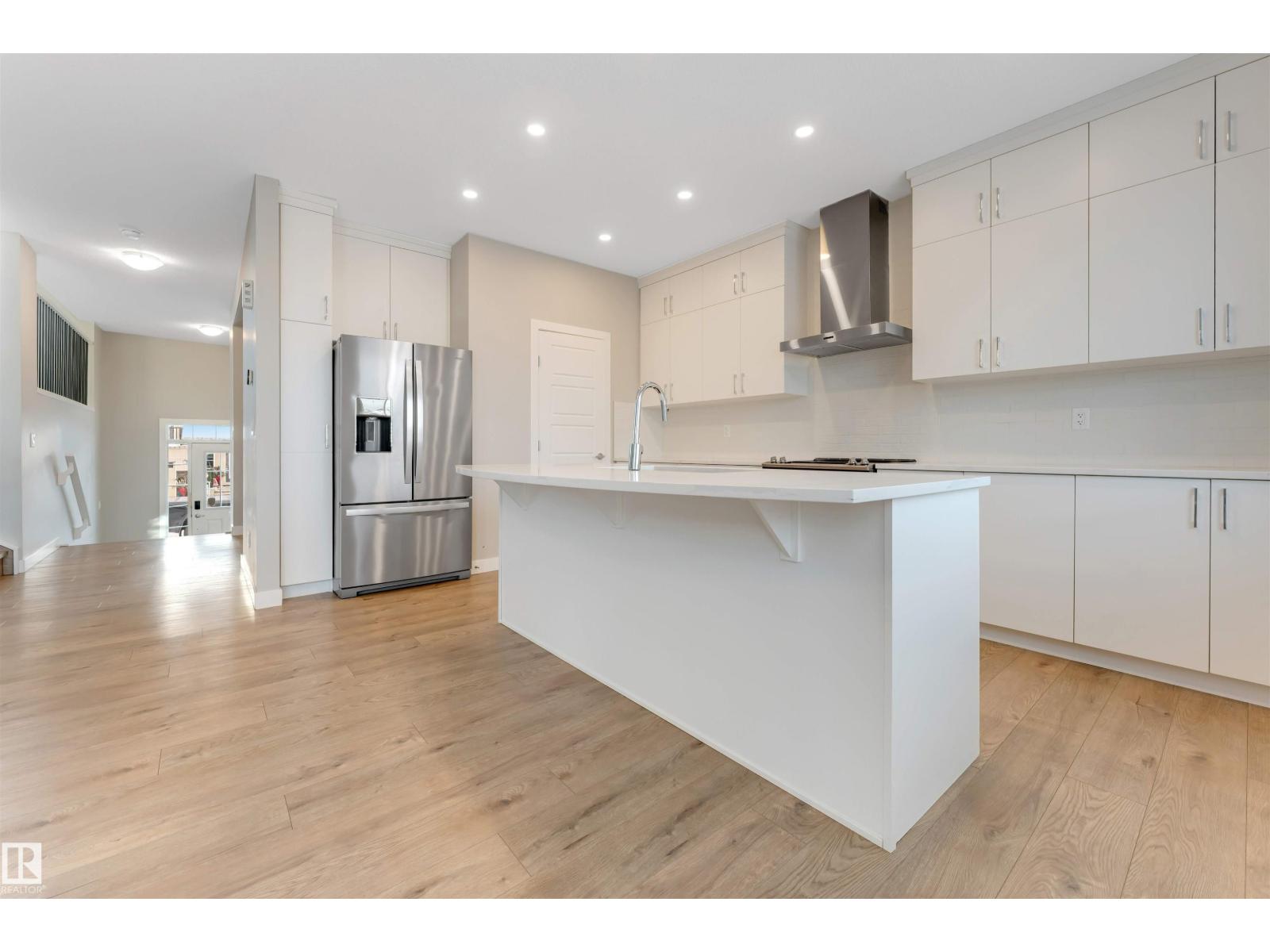 20508 20 AV NW NW, Edmonton