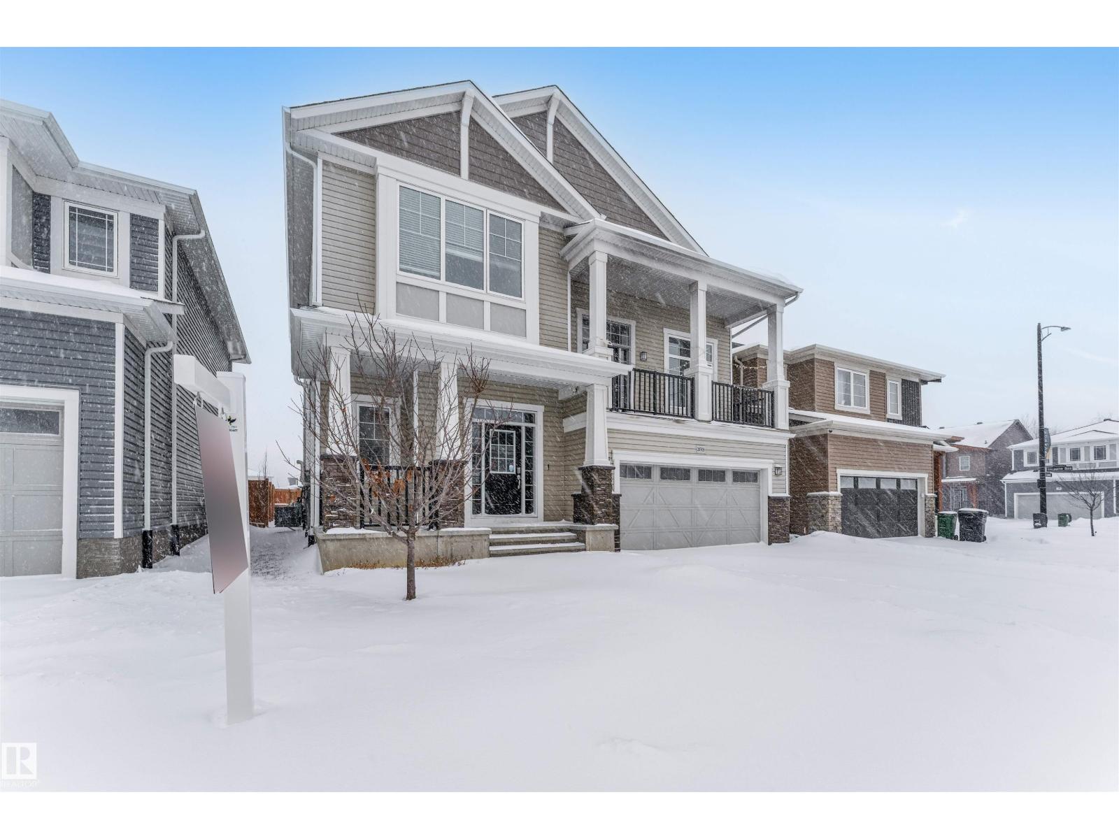 20508 20 AV NW NW, Edmonton