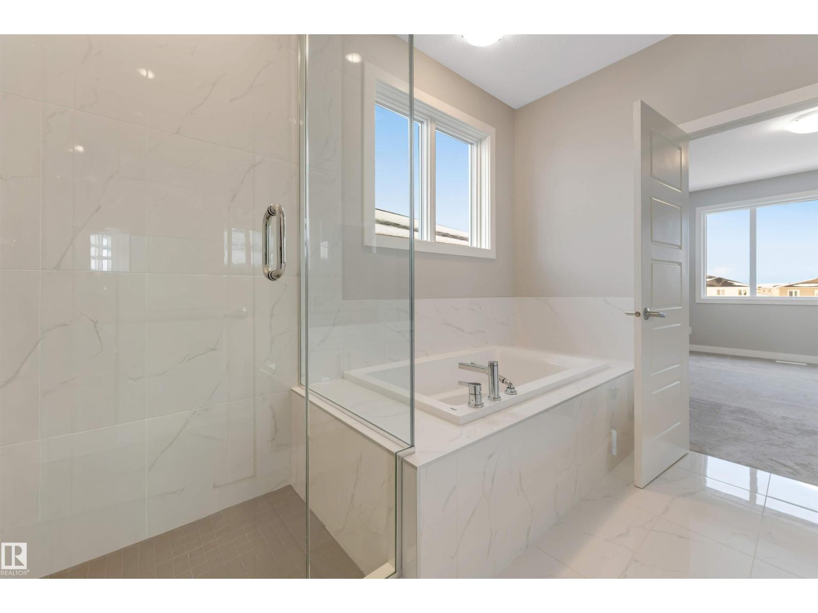 20508 20 AV NW NW, Edmonton