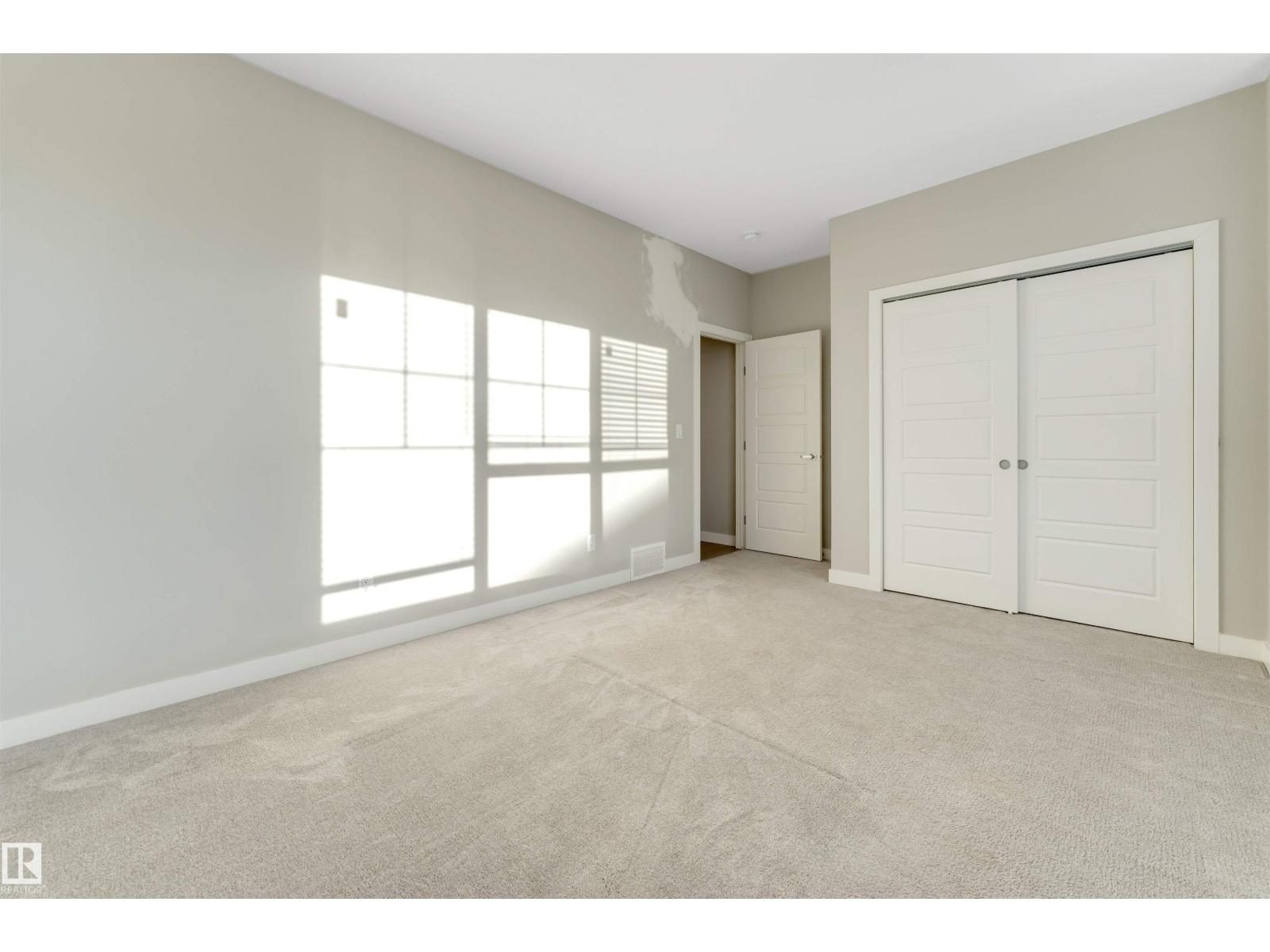 20508 20 AV NW NW, Edmonton