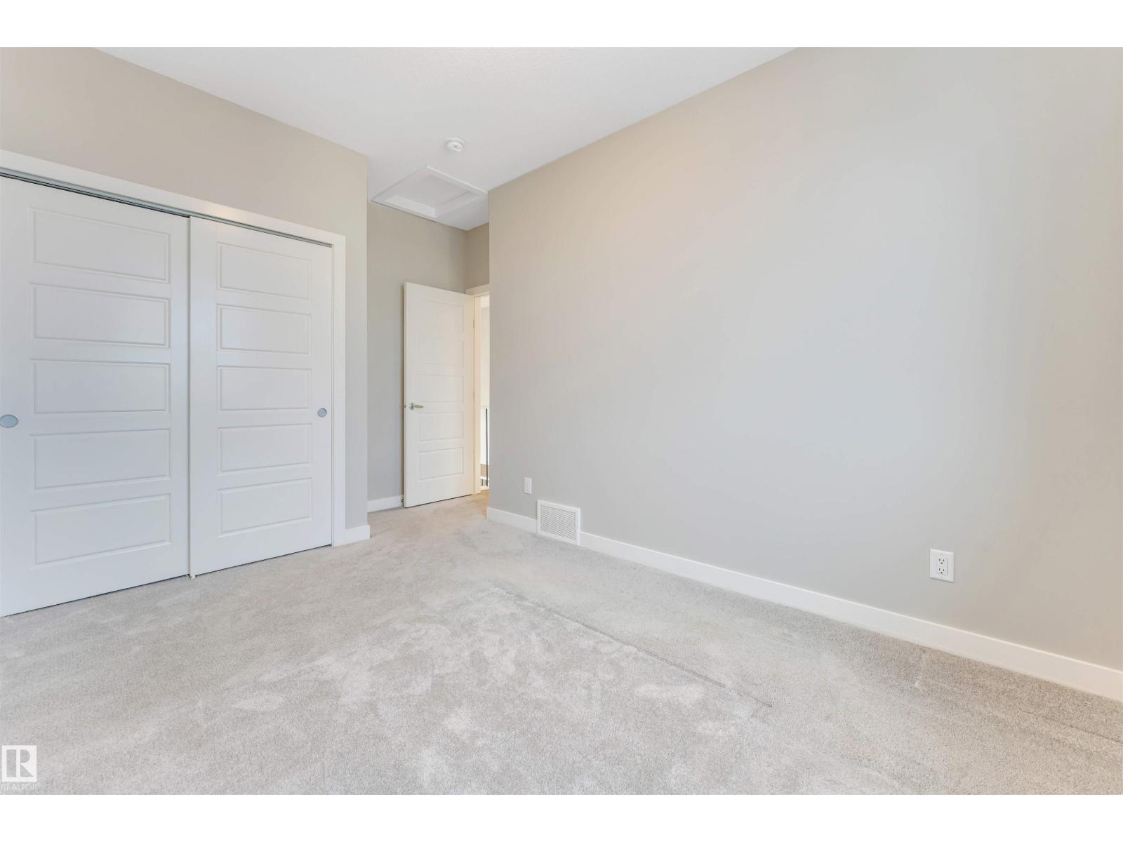 20508 20 AV NW NW, Edmonton