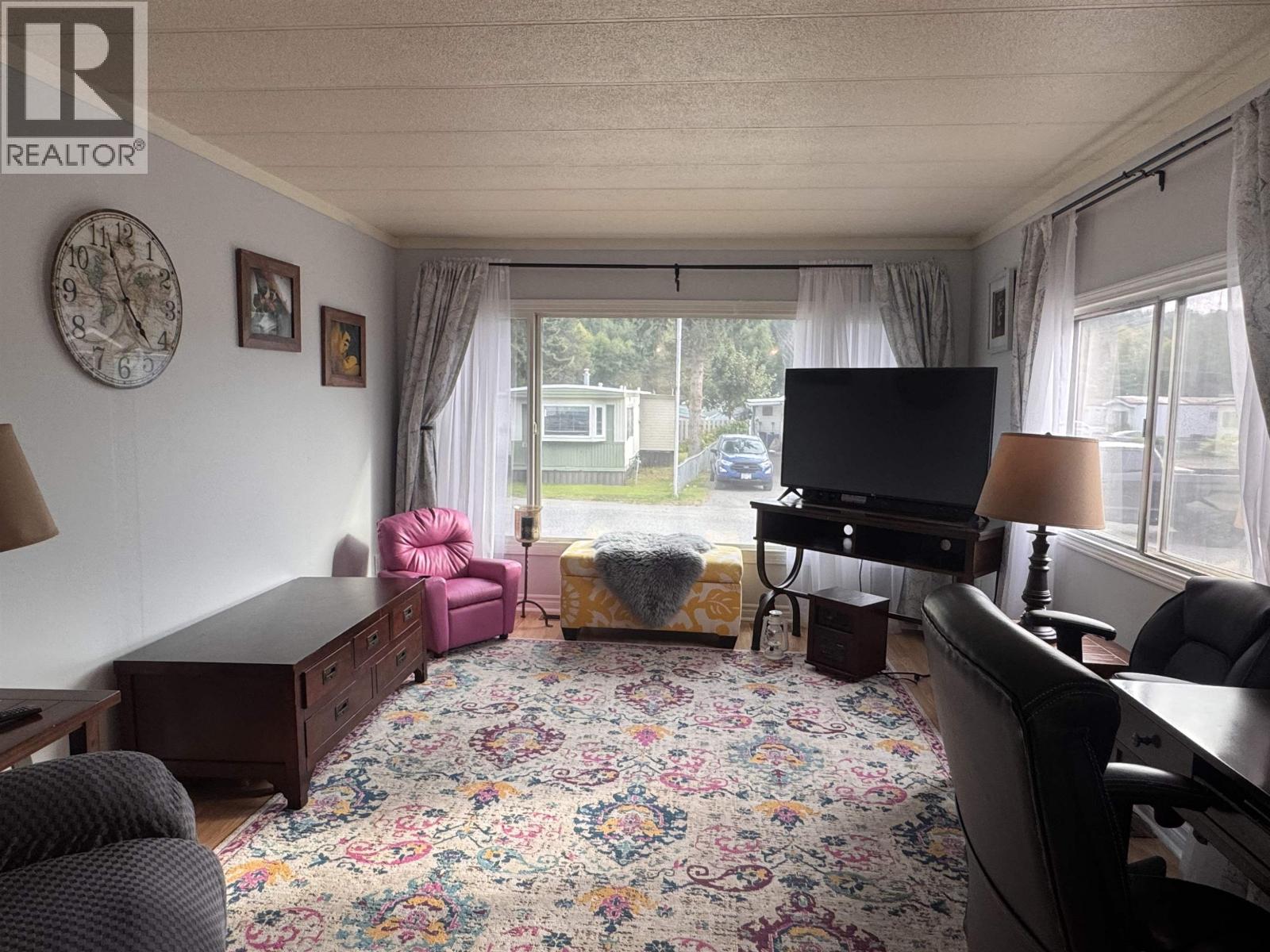 #1-3889 MULLER Avenue, Terrace