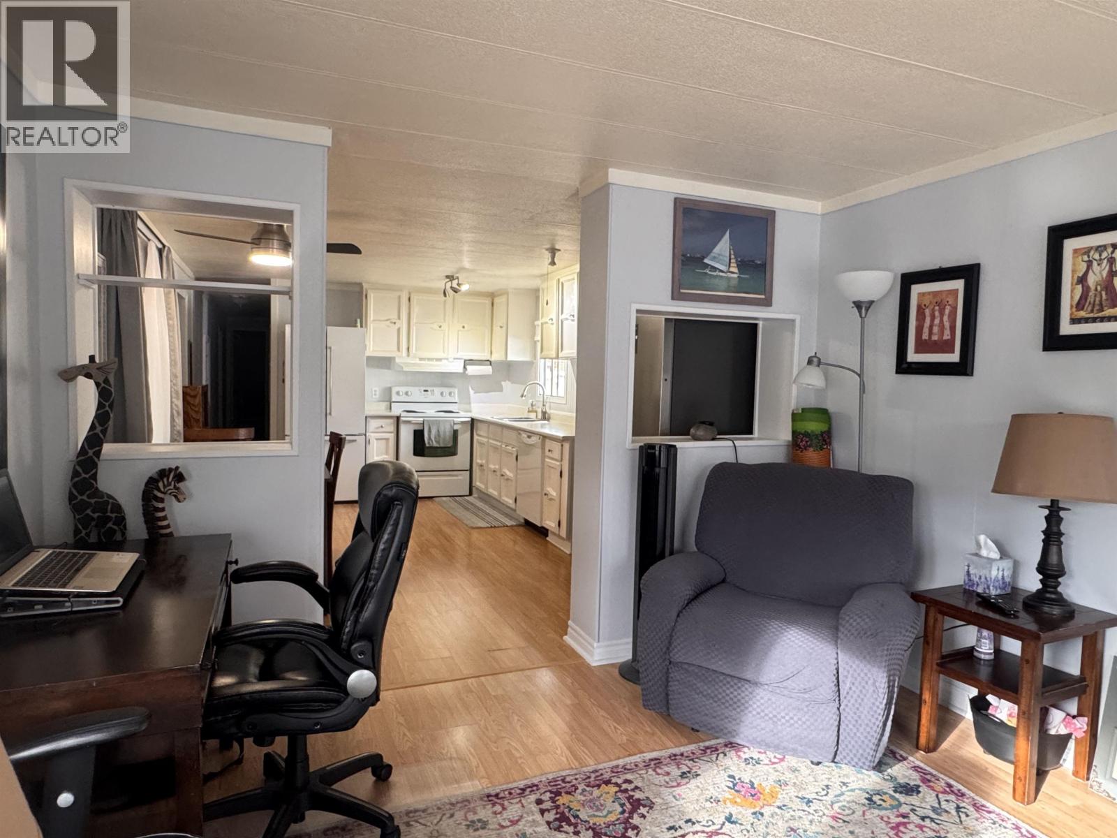 #1-3889 MULLER Avenue, Terrace