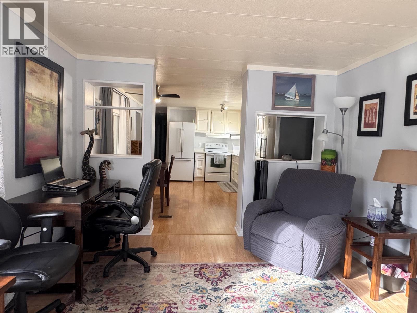 #1-3889 MULLER Avenue, Terrace