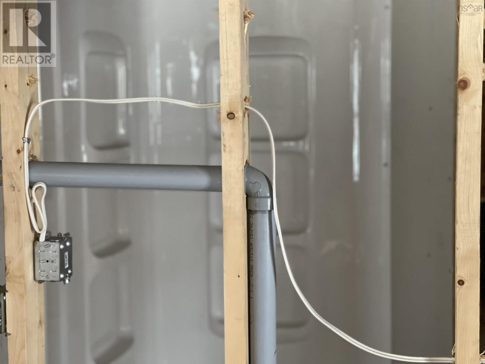 Property 5 of 14 of 323 South Foord Street