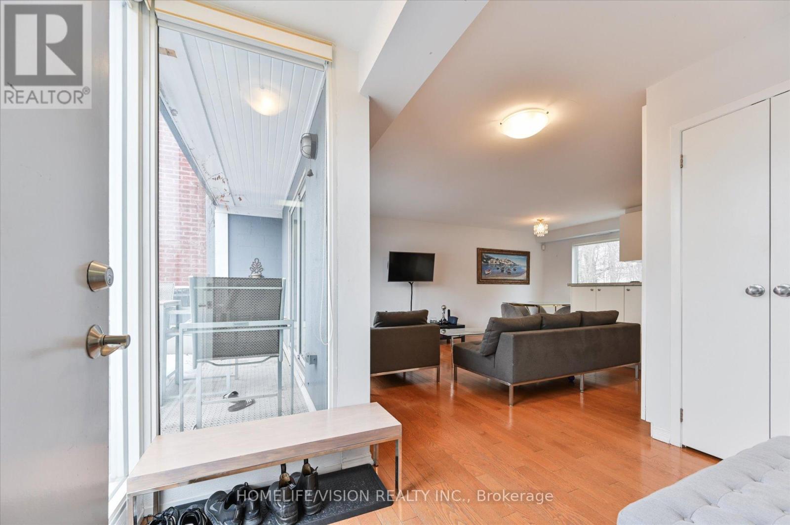 400 SUMMERHILL AVENUE - 14