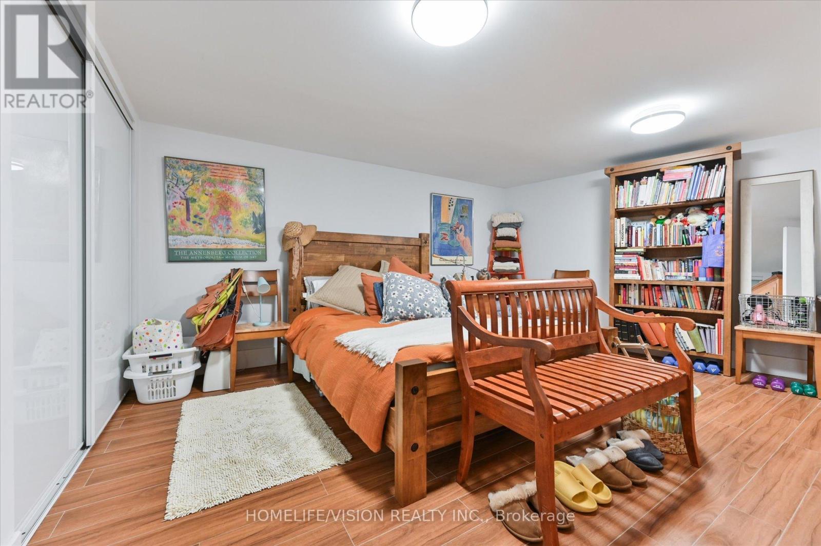 400 SUMMERHILL AVENUE - 8