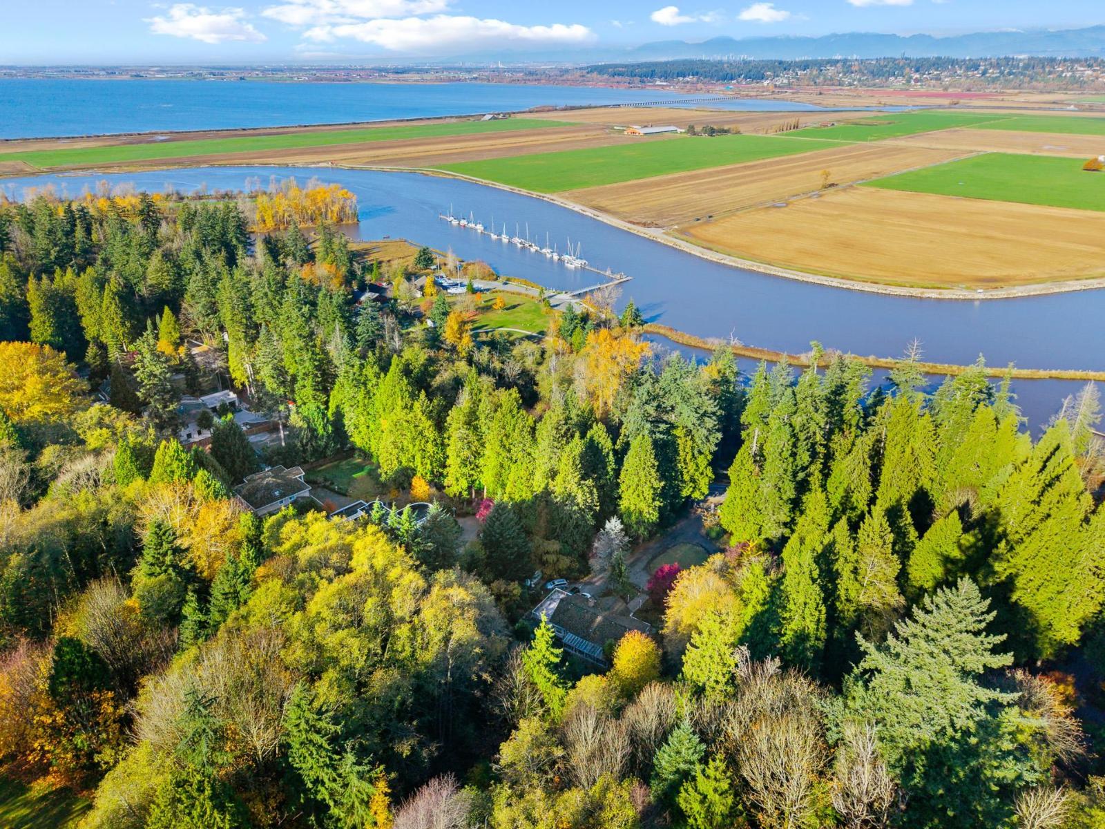 13838 CRESCENT ROAD, Surrey