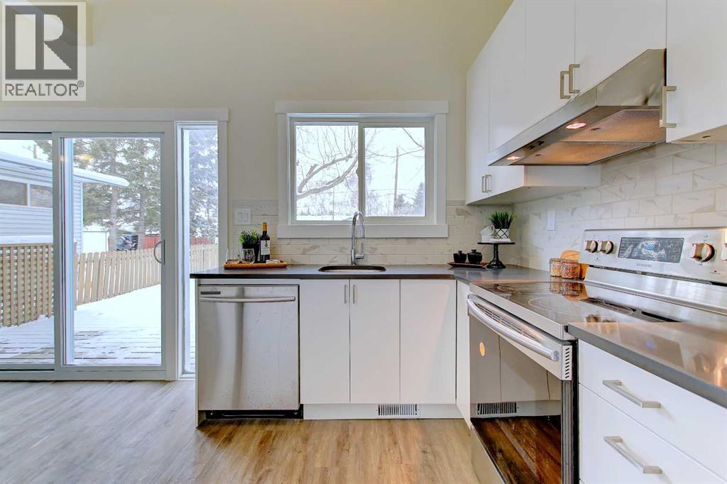 Single Family House 3 Level for Sale in  Acadia Drive SE Acadia Calgary 