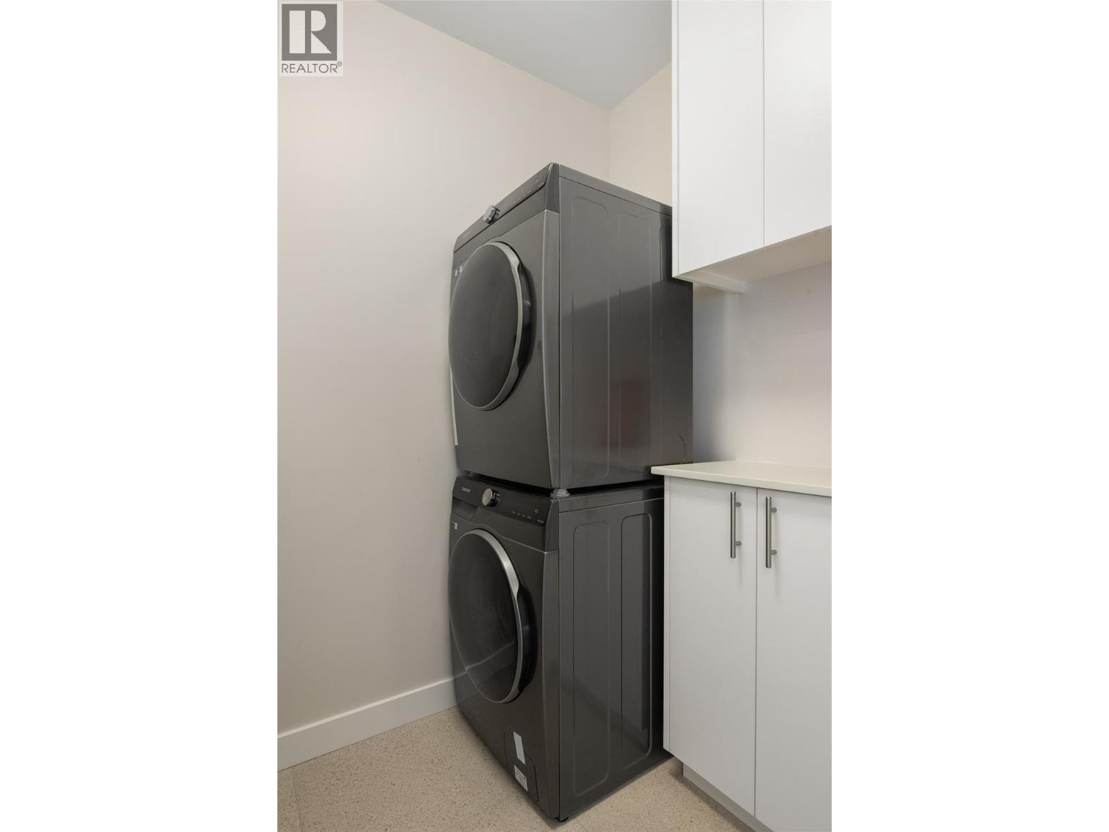 2116 Panorama Drive Unit# 206, Panorama