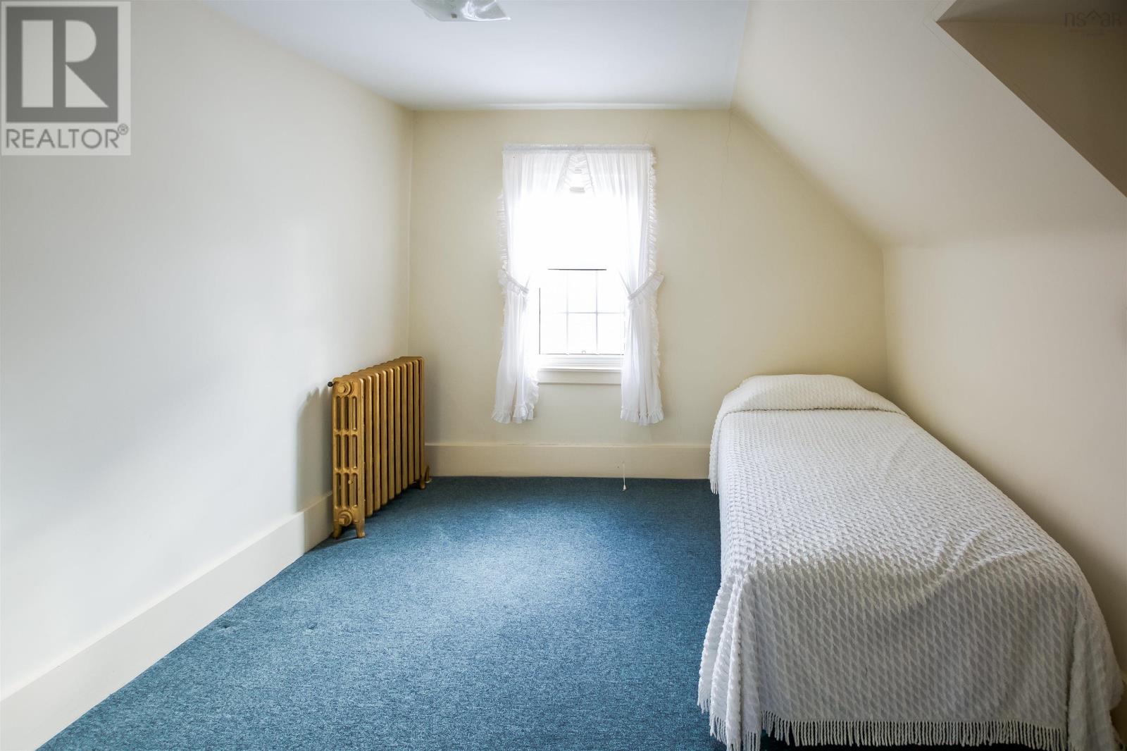 Property 38 of 43 of 3152 Highway 1