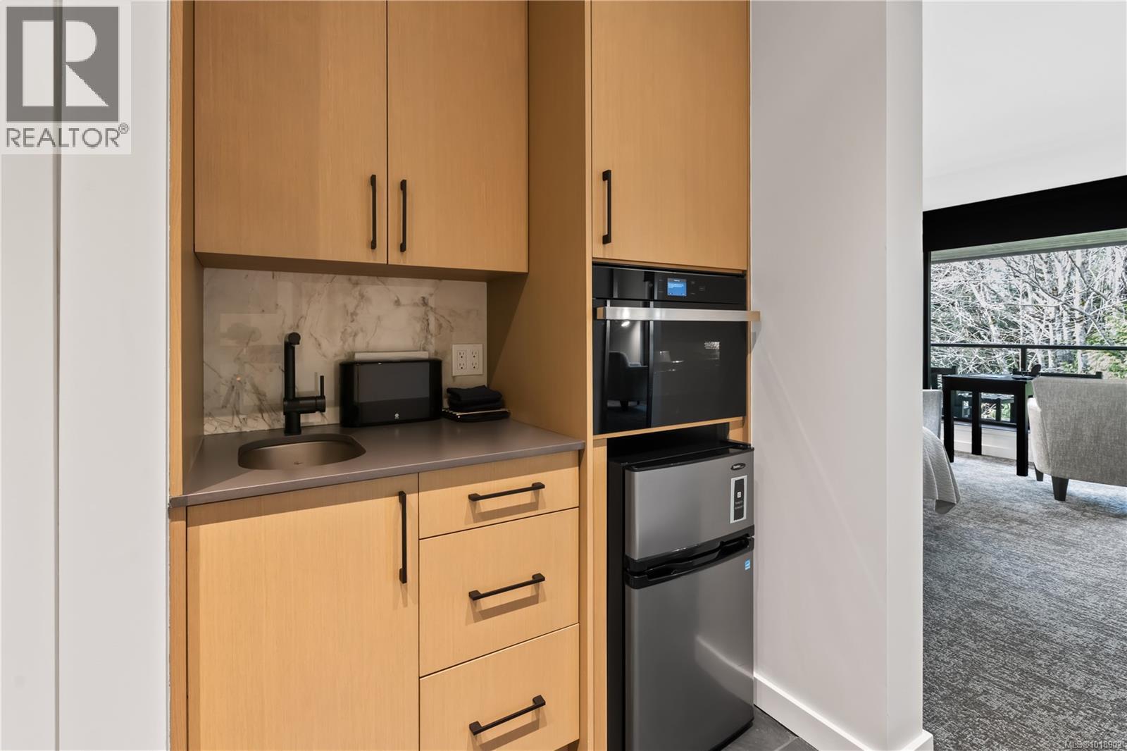 424 596 Marine Dr, Ucluelet