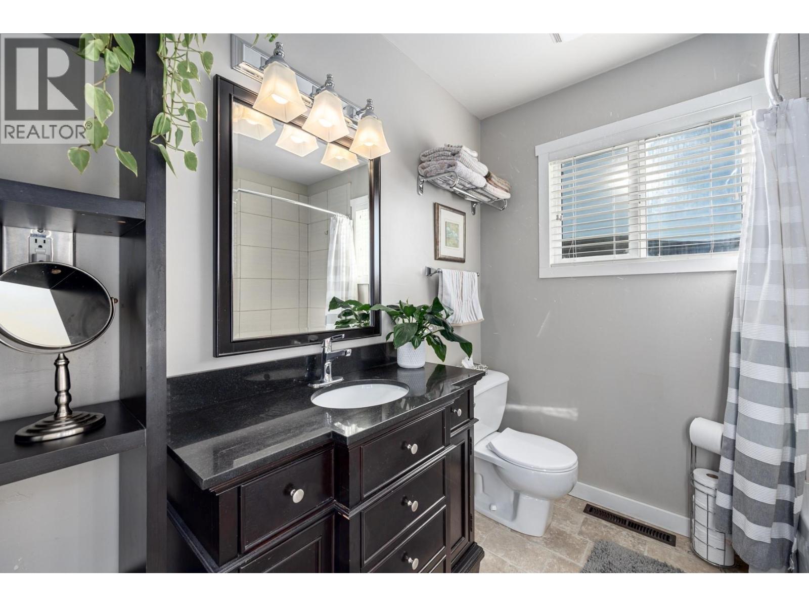 705 ELM Street, Ashcroft