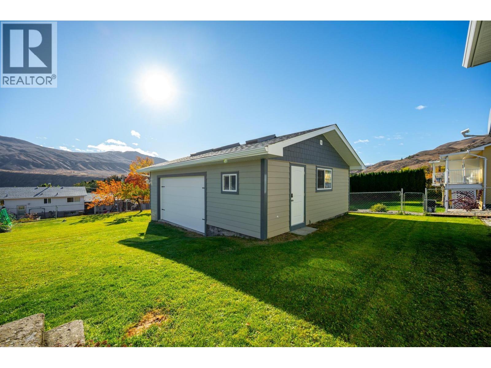 705 ELM Street, Ashcroft