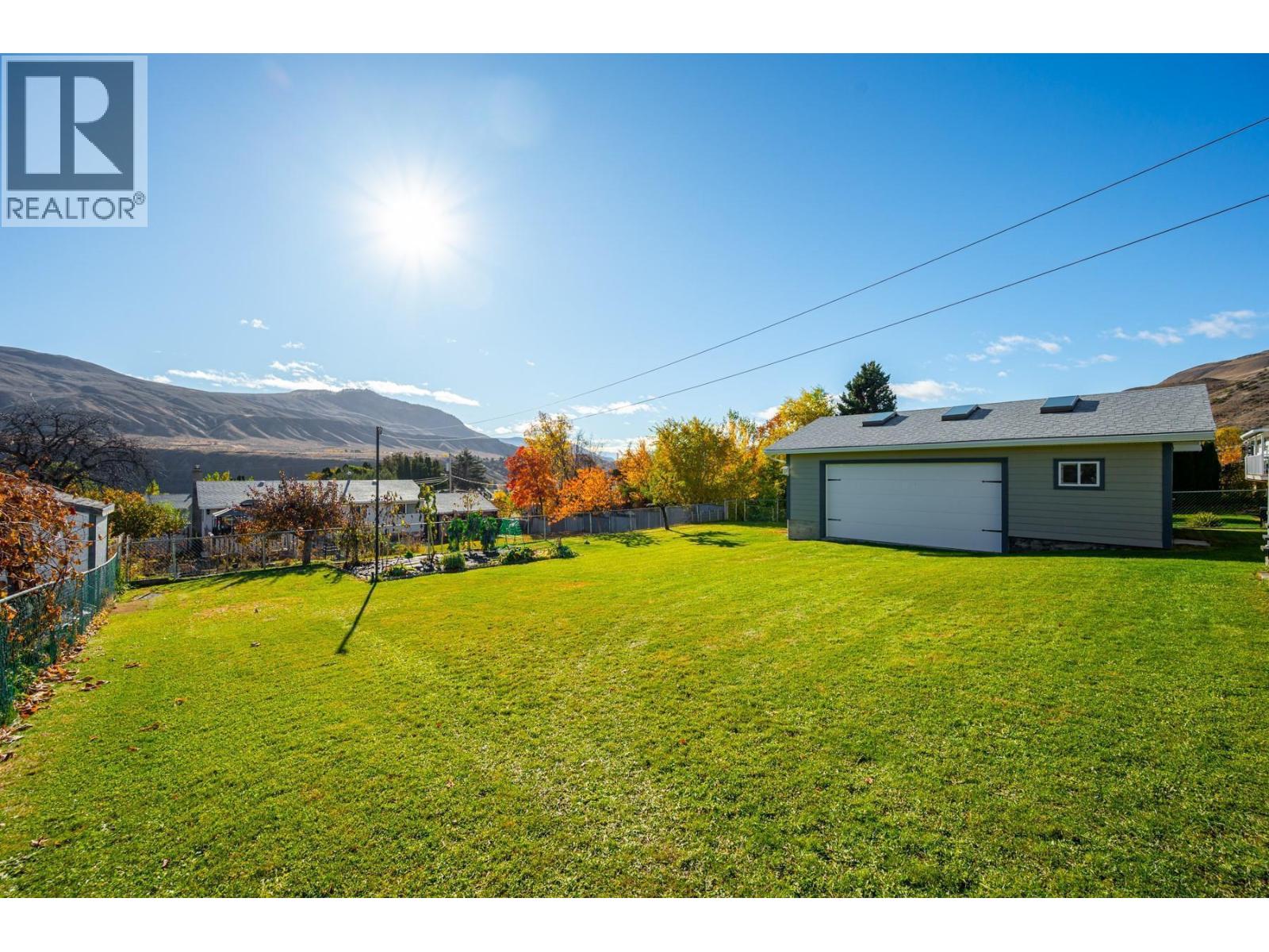 705 ELM Street, Ashcroft