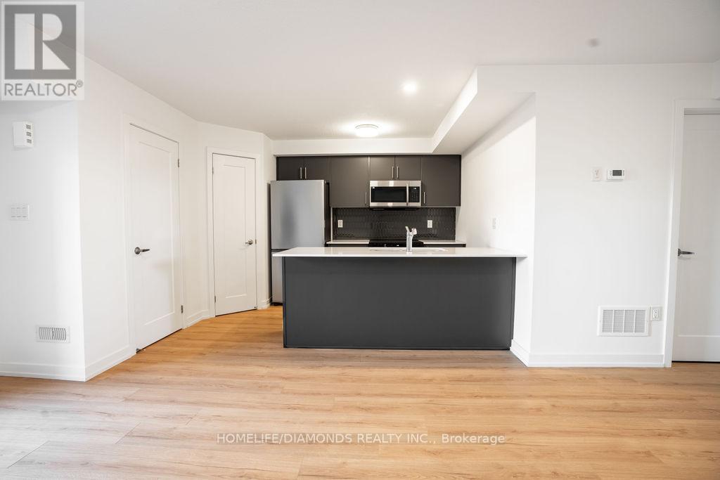 13 - 940 ST. DAVID STREET N - Photo 3 of 26, Centre Wellington (Fergus), Ontario