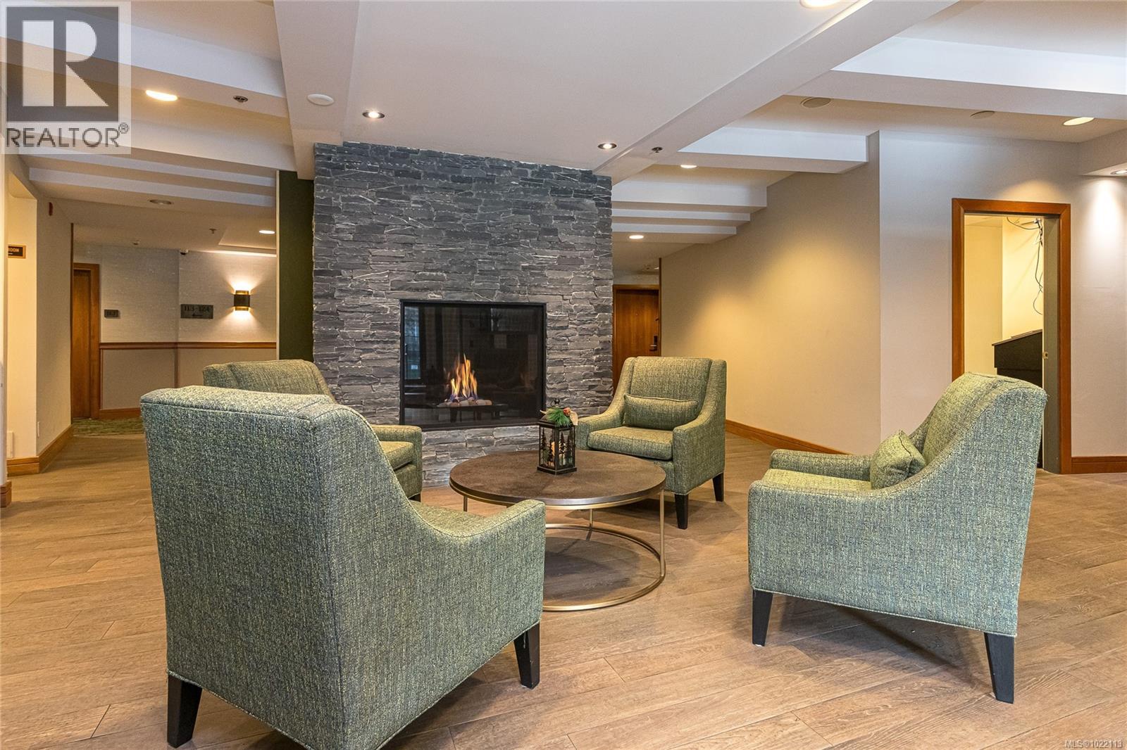 #113/115B 1376 Lynburne Pl - 4