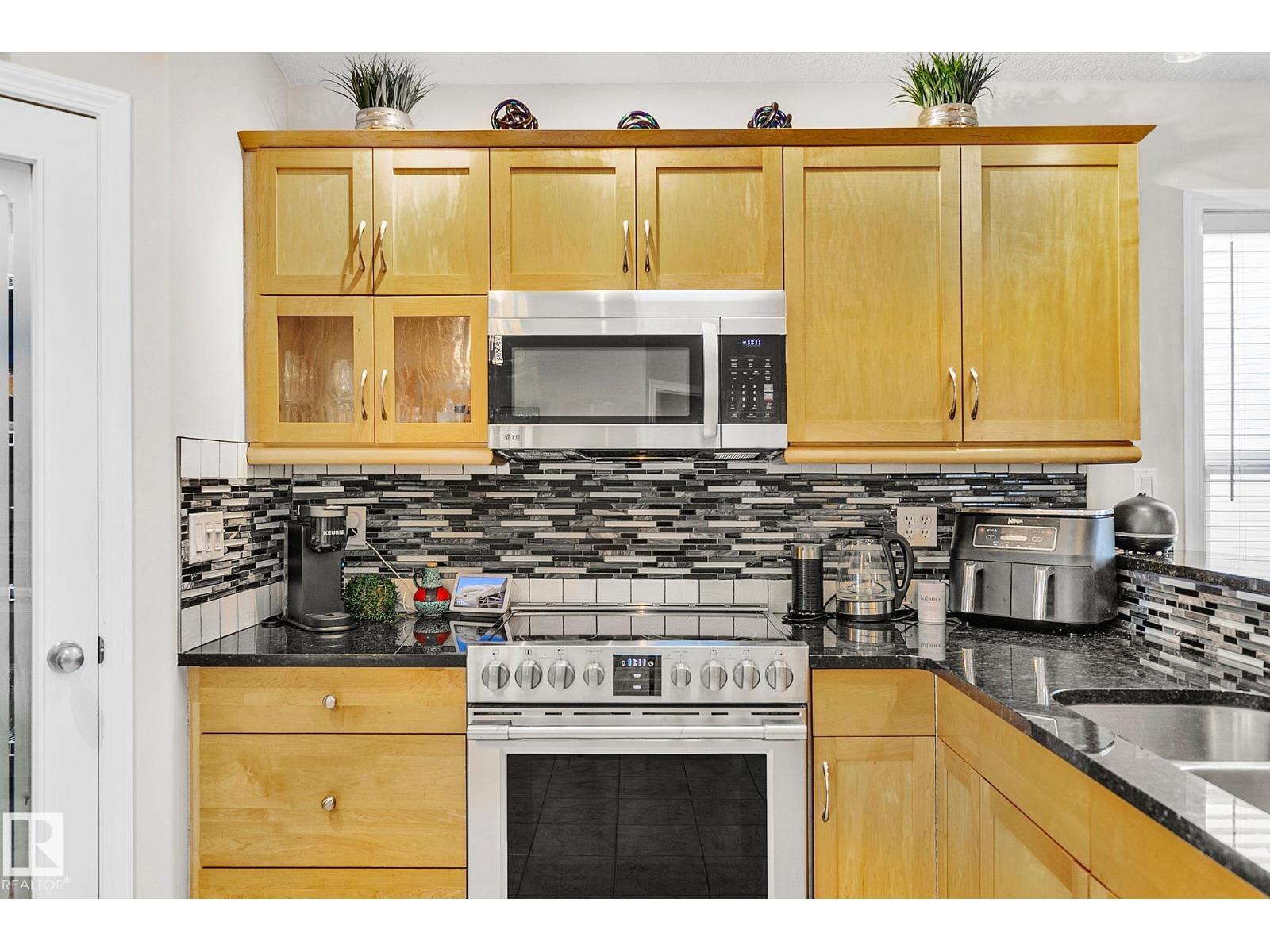 1035 MACEWAN CL SW, Edmonton