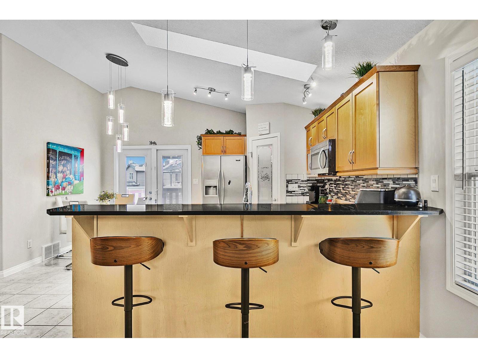 1035 MACEWAN CL SW, Edmonton