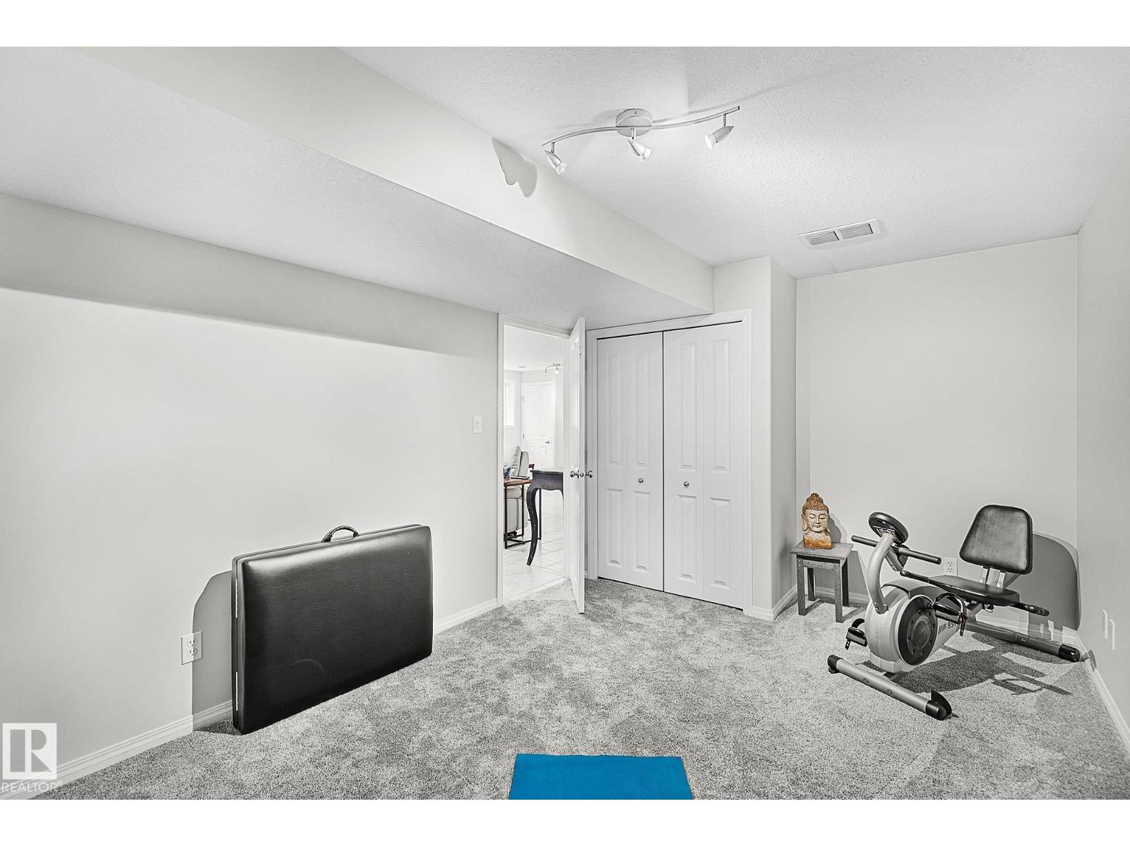 1035 MACEWAN CL SW, Edmonton