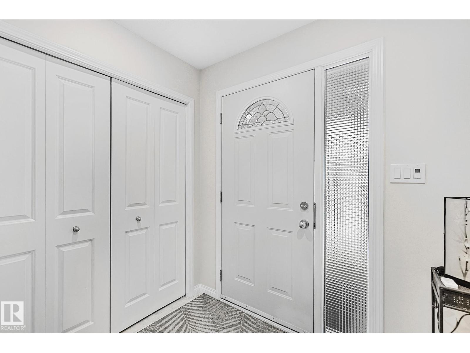 1035 MACEWAN CL SW, Edmonton