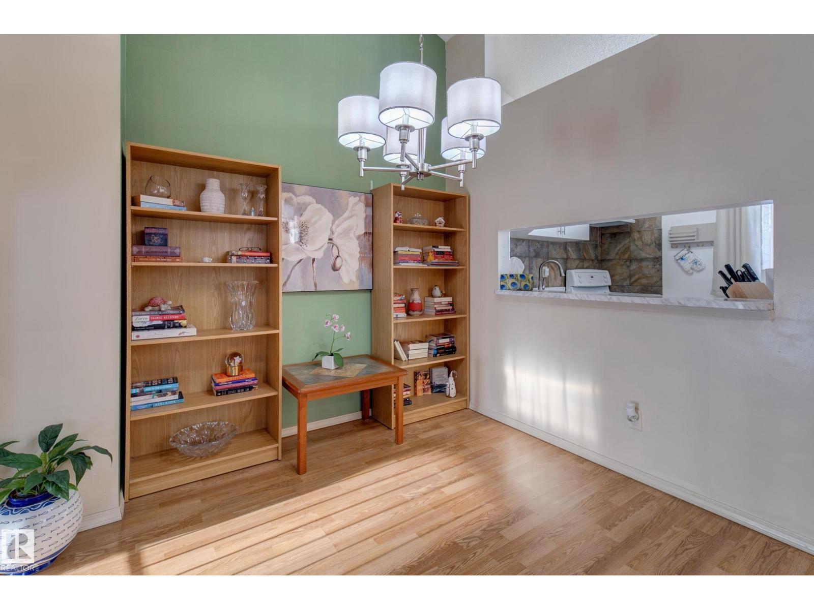 5626 19A AV NW, Edmonton