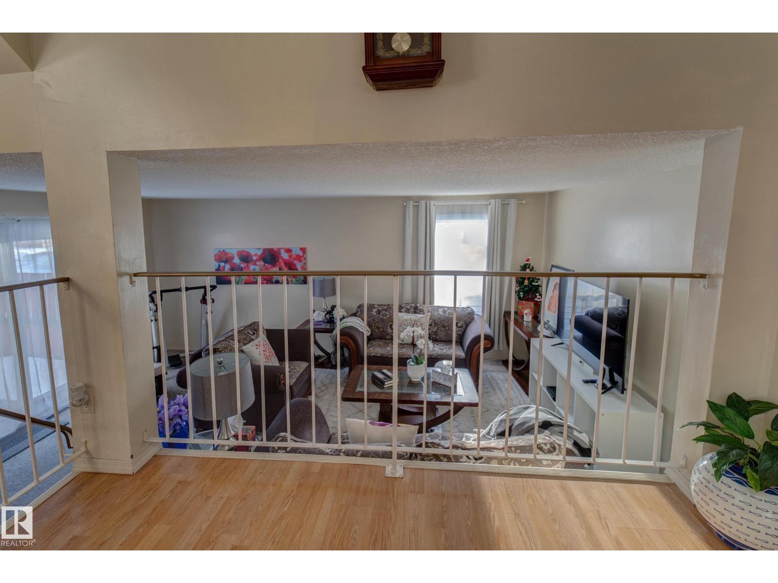 5626 19A AV NW, Edmonton