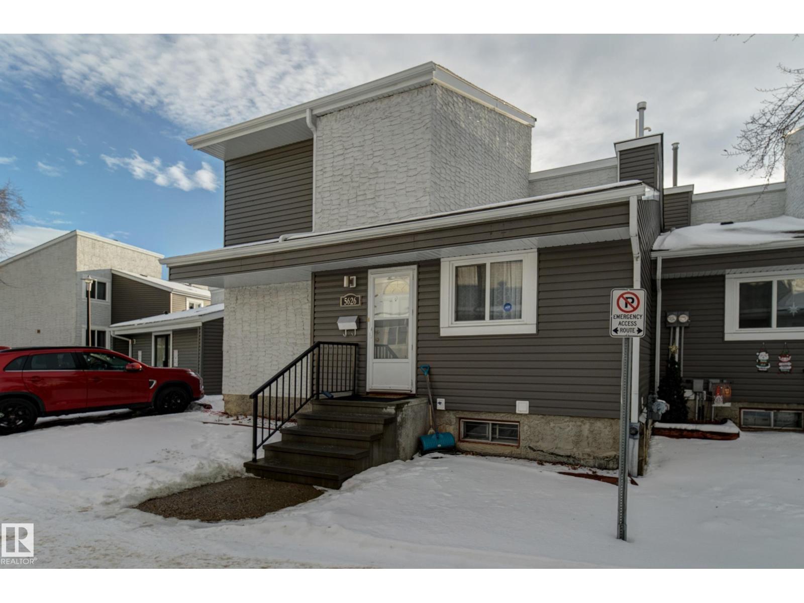 5626 19A AV NW, Edmonton