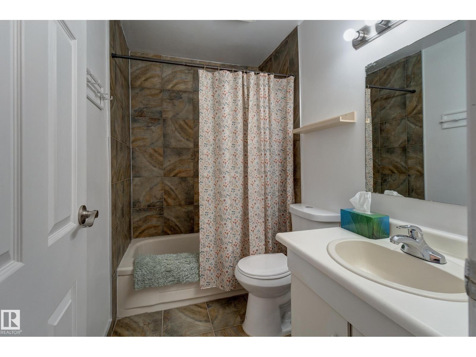 5626 19A AV NW, Edmonton