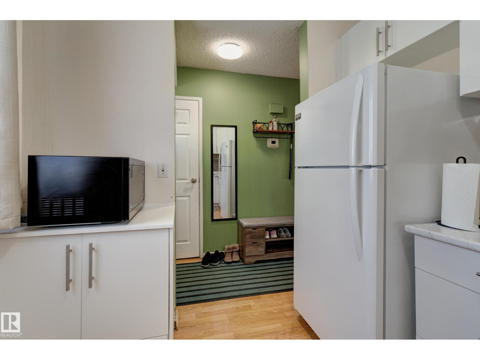 5626 19A AV NW, Edmonton