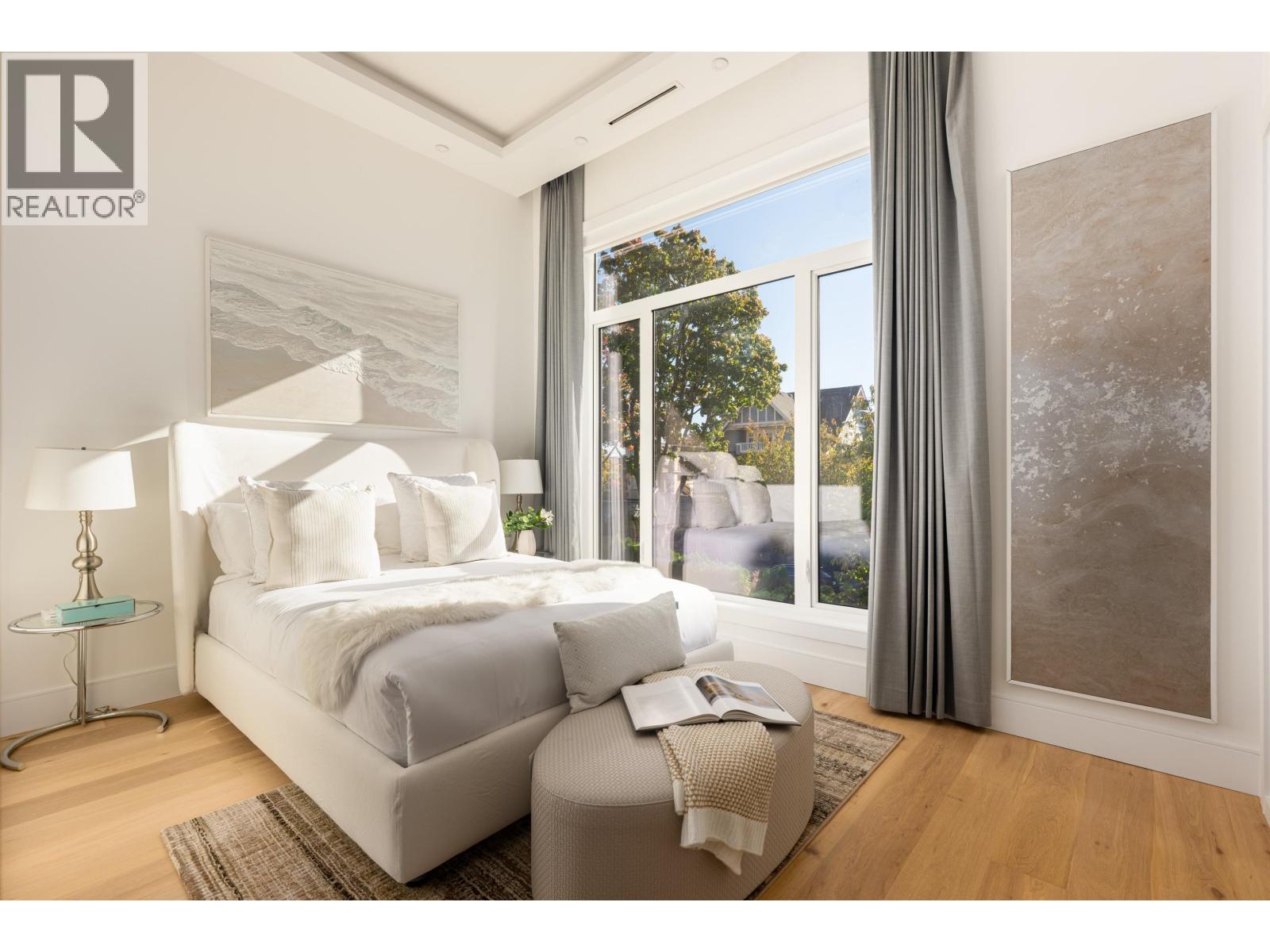 3711 W 24TH AVENUE, Vancouver