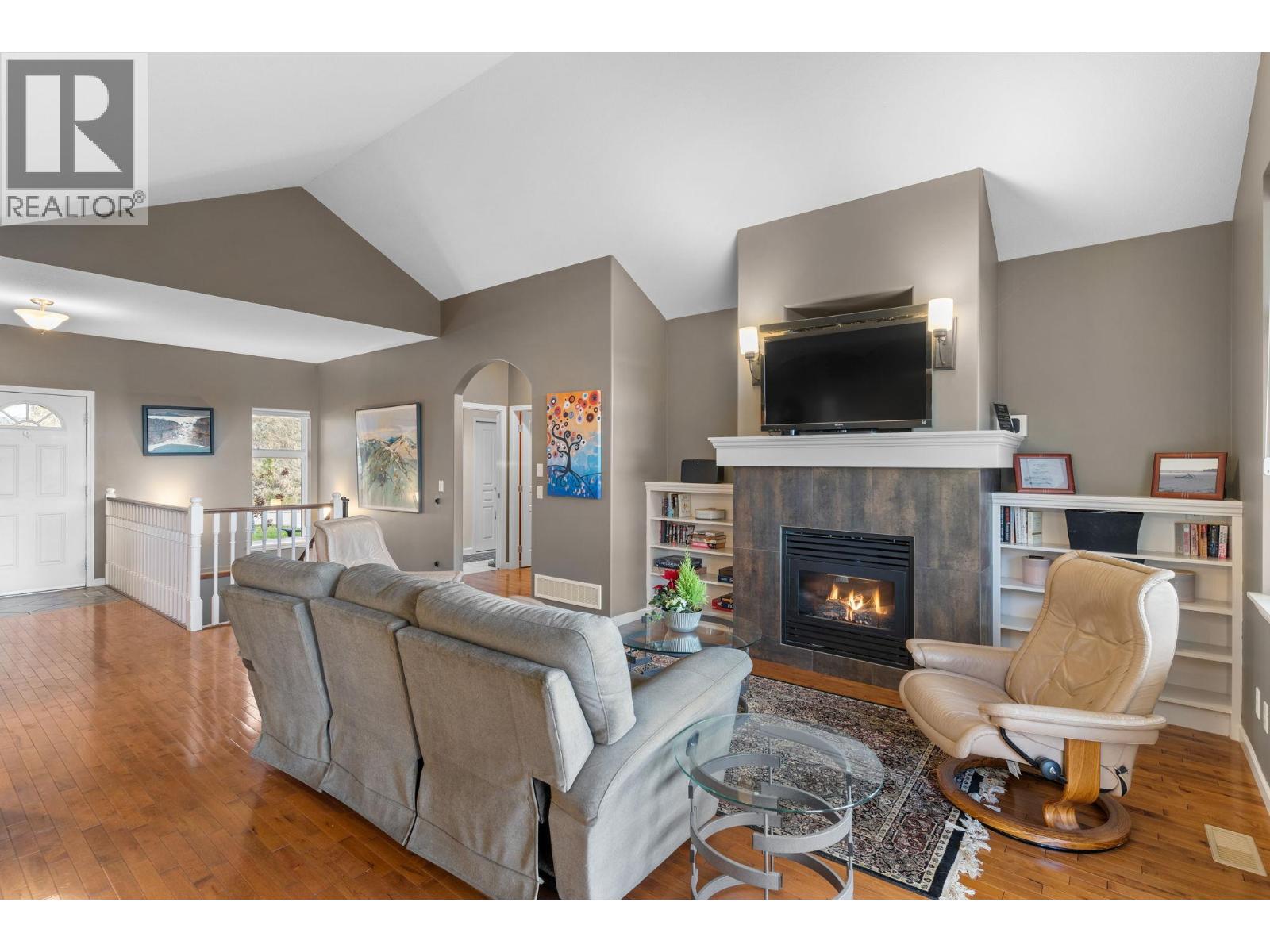  3582 Camelback Drive, Kelowna