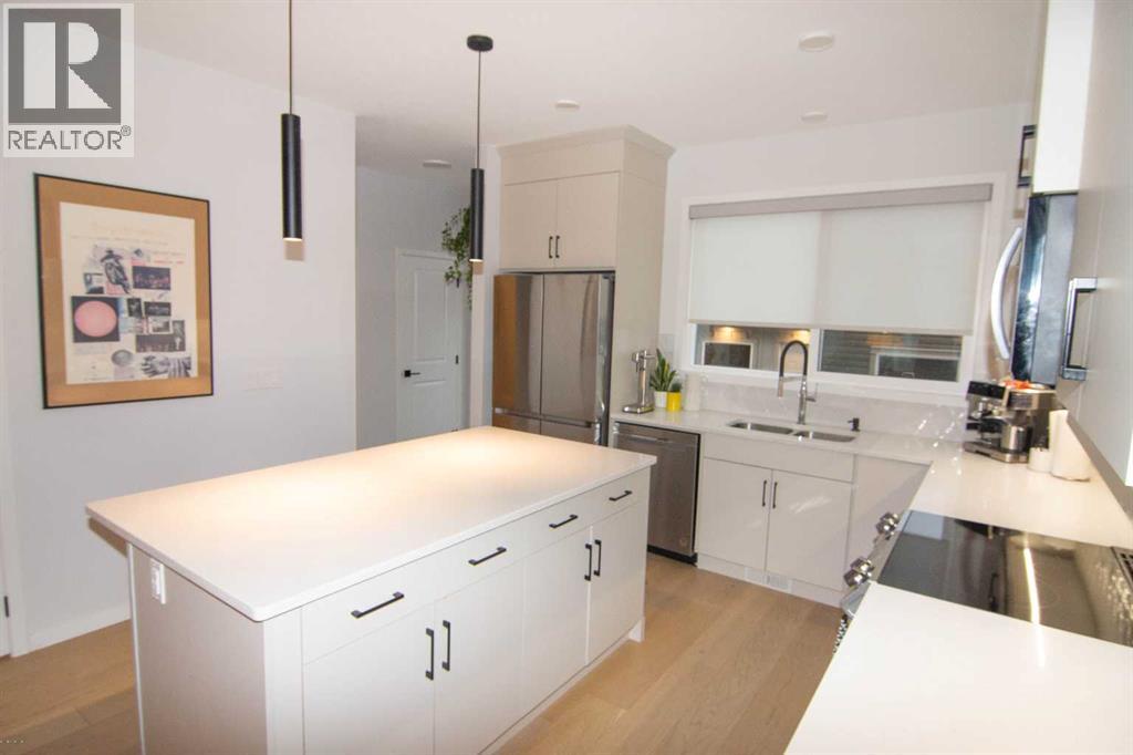 Single Family House for Sale in  Wolf Creek Way SE Wolf Willow Calgary 