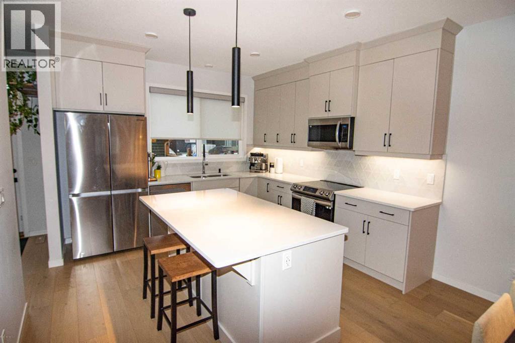 Single Family House for Sale in  Wolf Creek Way SE Wolf Willow Calgary 