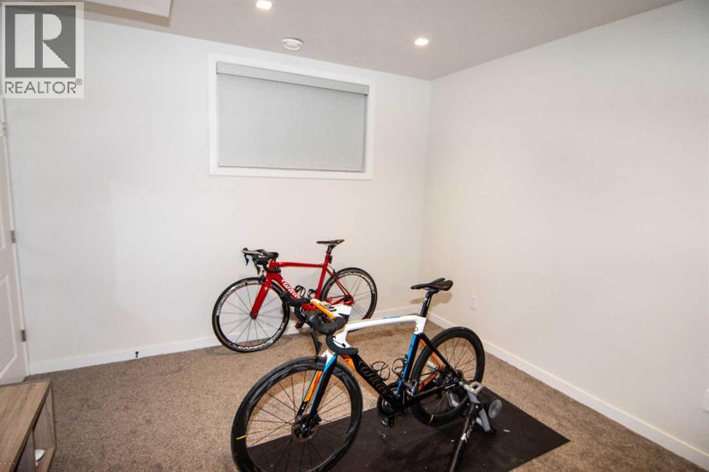 Single Family House for Sale in  Wolf Creek Way SE Wolf Willow Calgary 