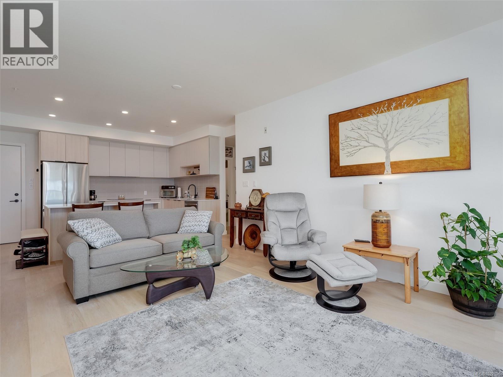 307 3564-A Ryder Hesjedal Way, Colwood