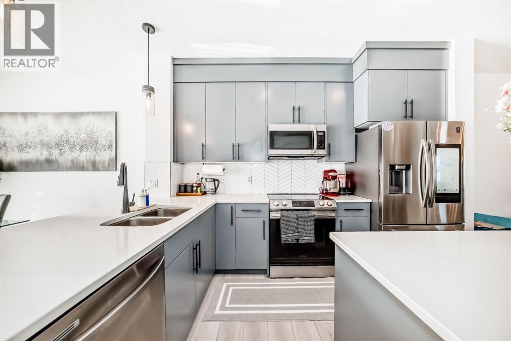 Single Family House for Sale in   Avenue NW Livingston Calgary 