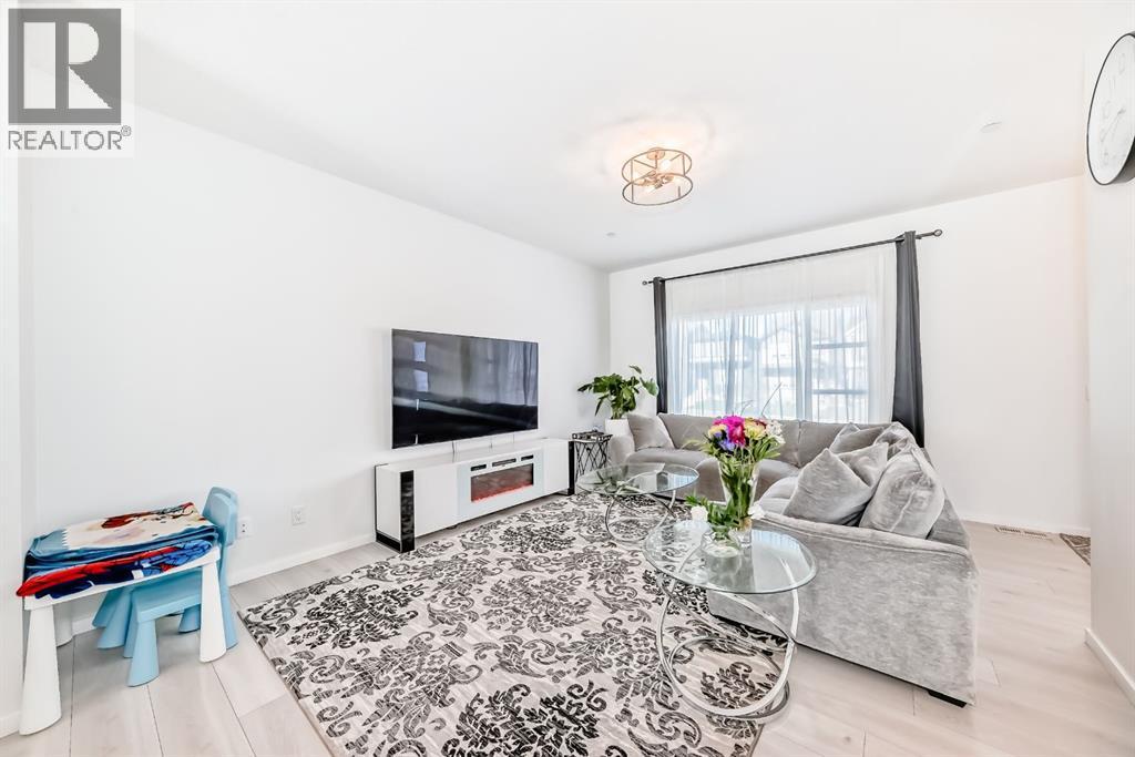 Single Family House for Sale in   Avenue NW Livingston Calgary 