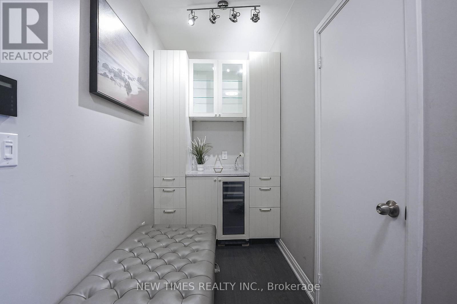 #4202 9 BOGERT AVENUE - 11