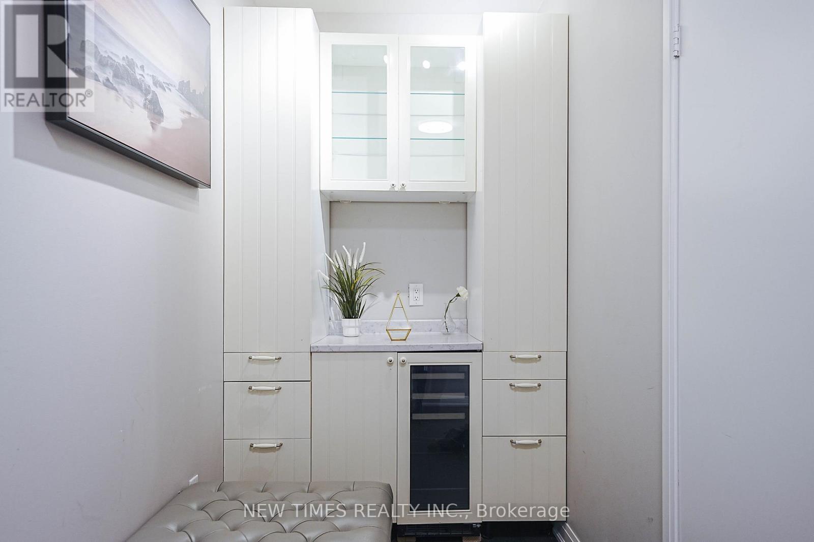#4202 9 BOGERT AVENUE - 13