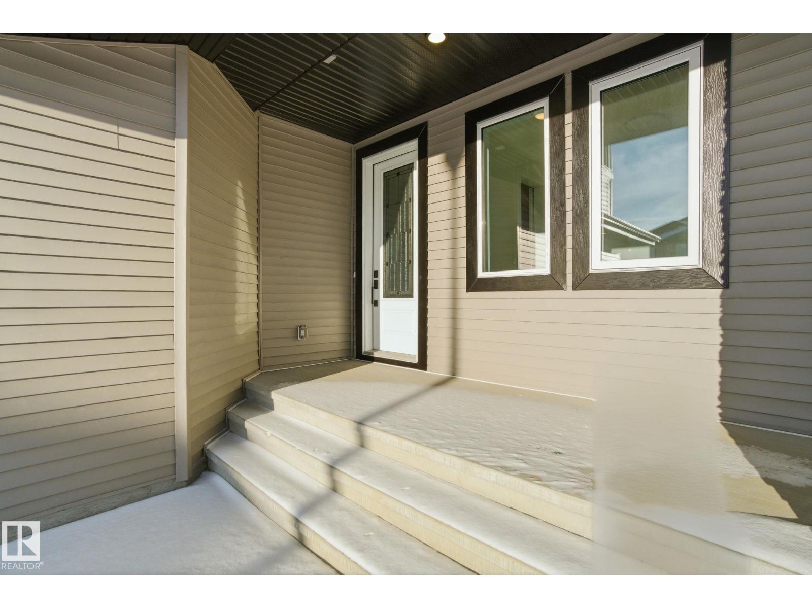 2006 GENESIS LN, Stony Plain