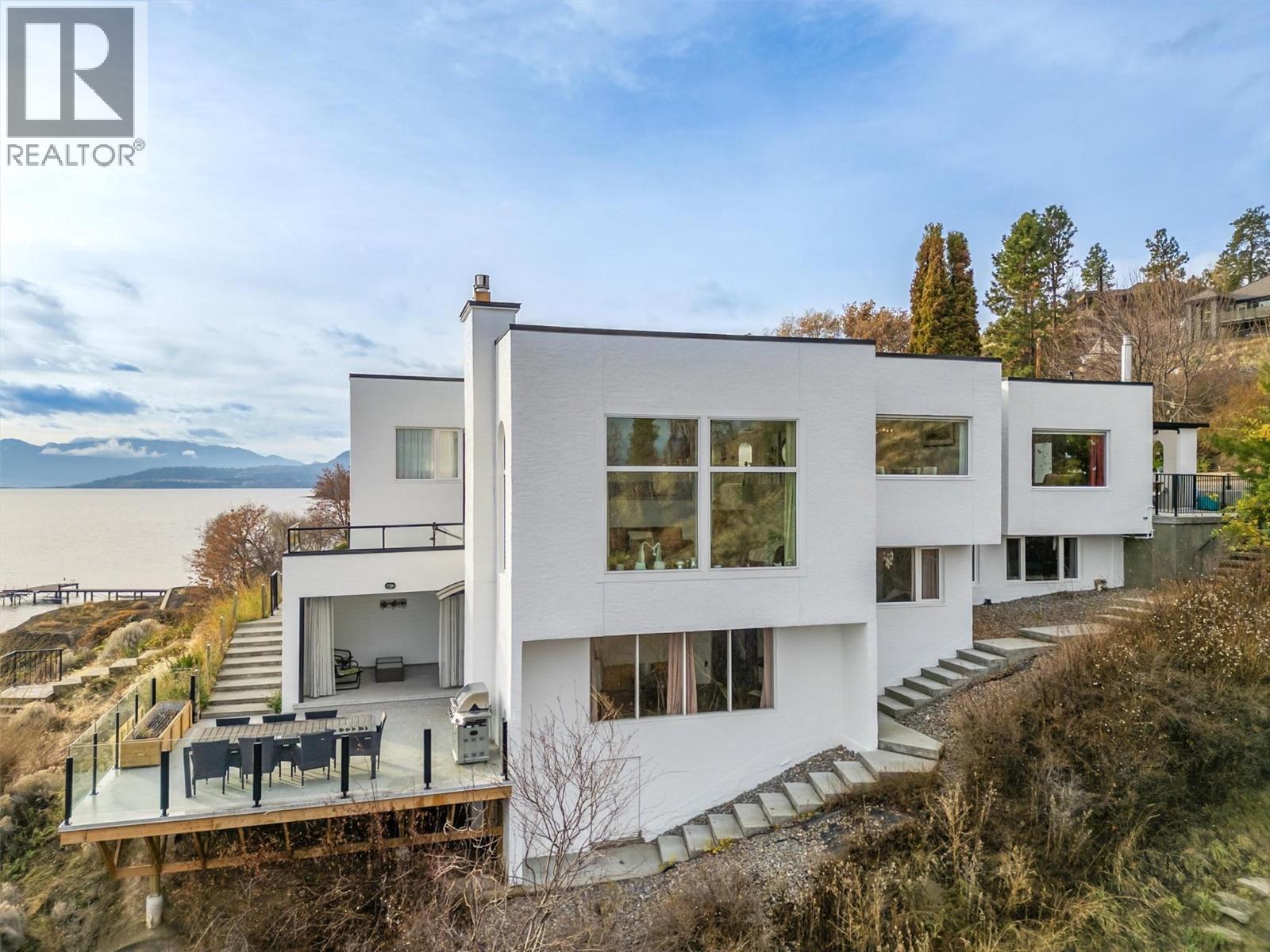  15 Traders Cove Road, Kelowna