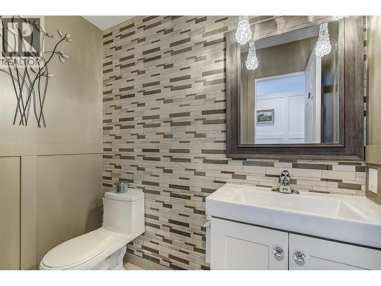  15 Traders Cove Road, Kelowna