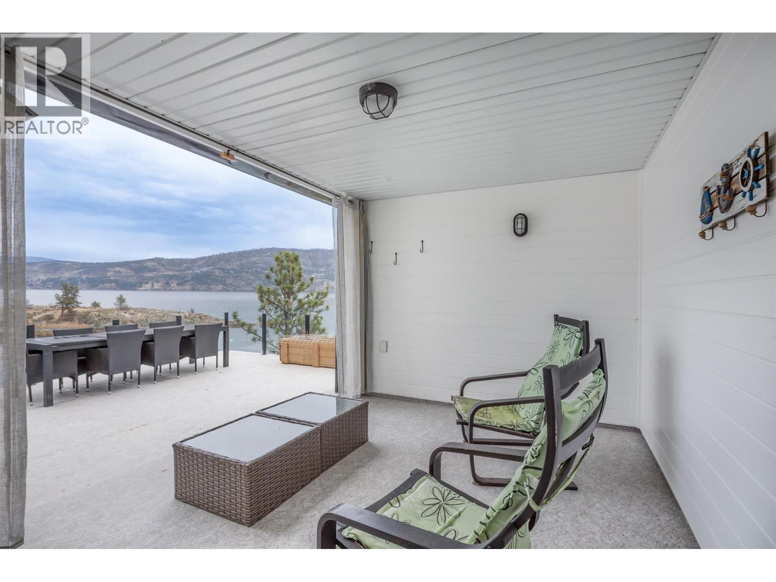  15 Traders Cove Road, Kelowna