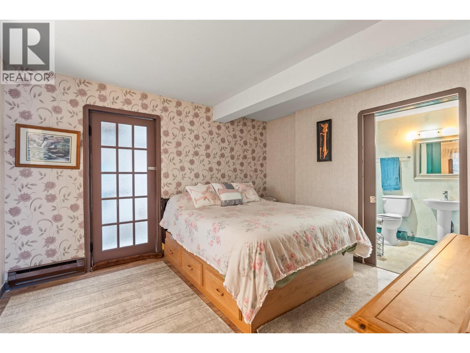  1978 Pleasant Valley Road, Spallumcheen