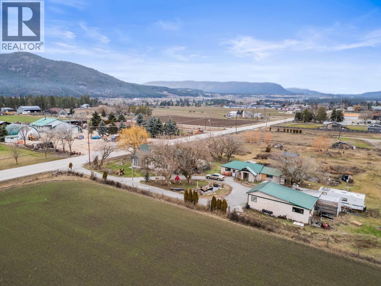  1978 Pleasant Valley Road, Spallumcheen