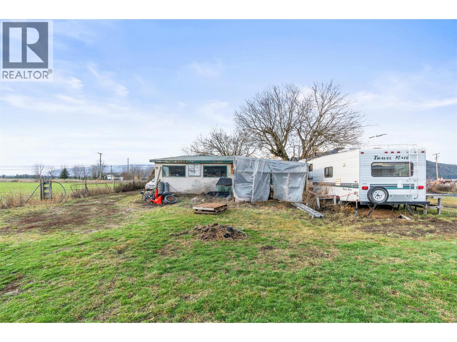  1978 Pleasant Valley Road, Spallumcheen