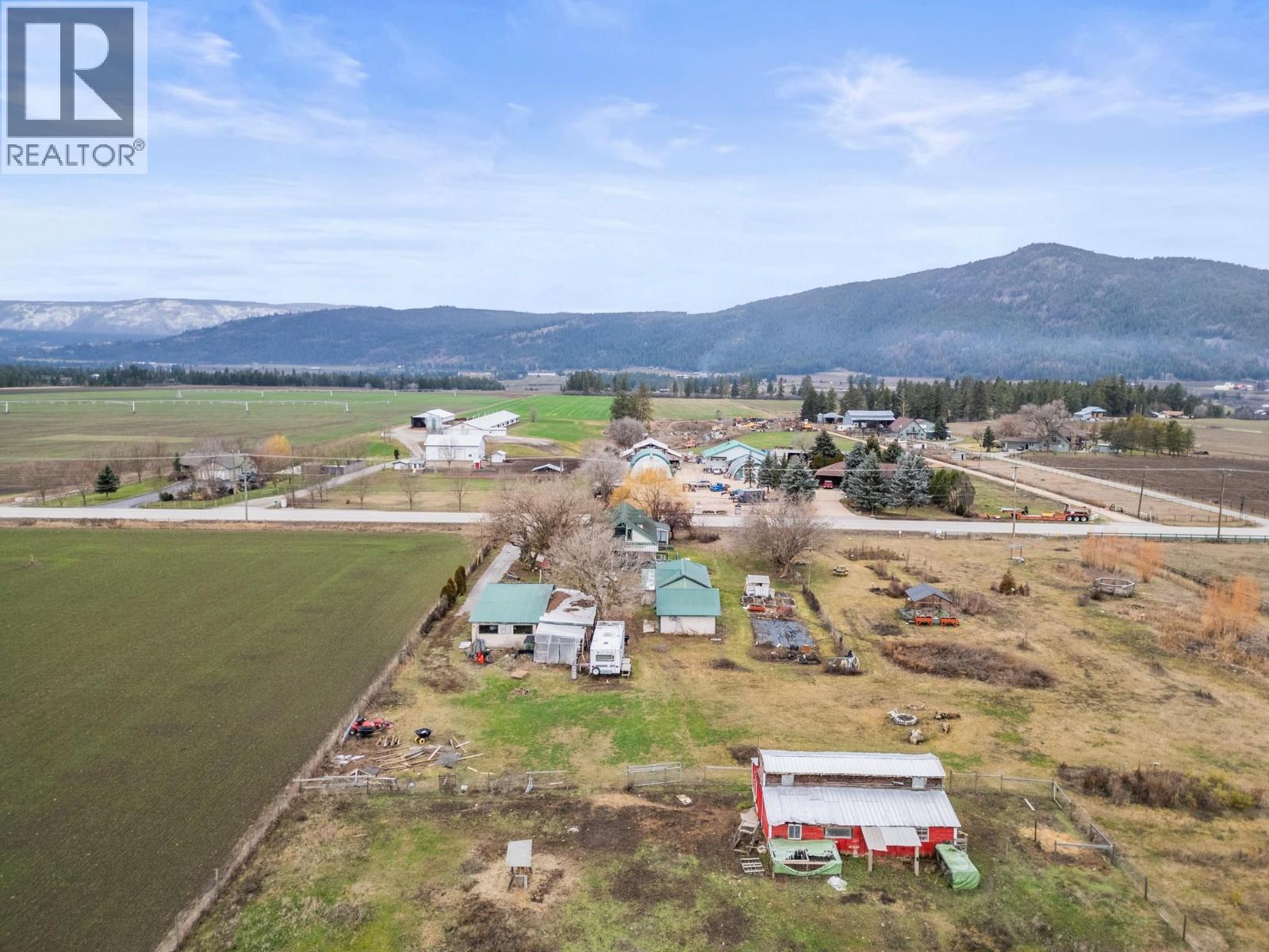  1978 Pleasant Valley Road, Spallumcheen