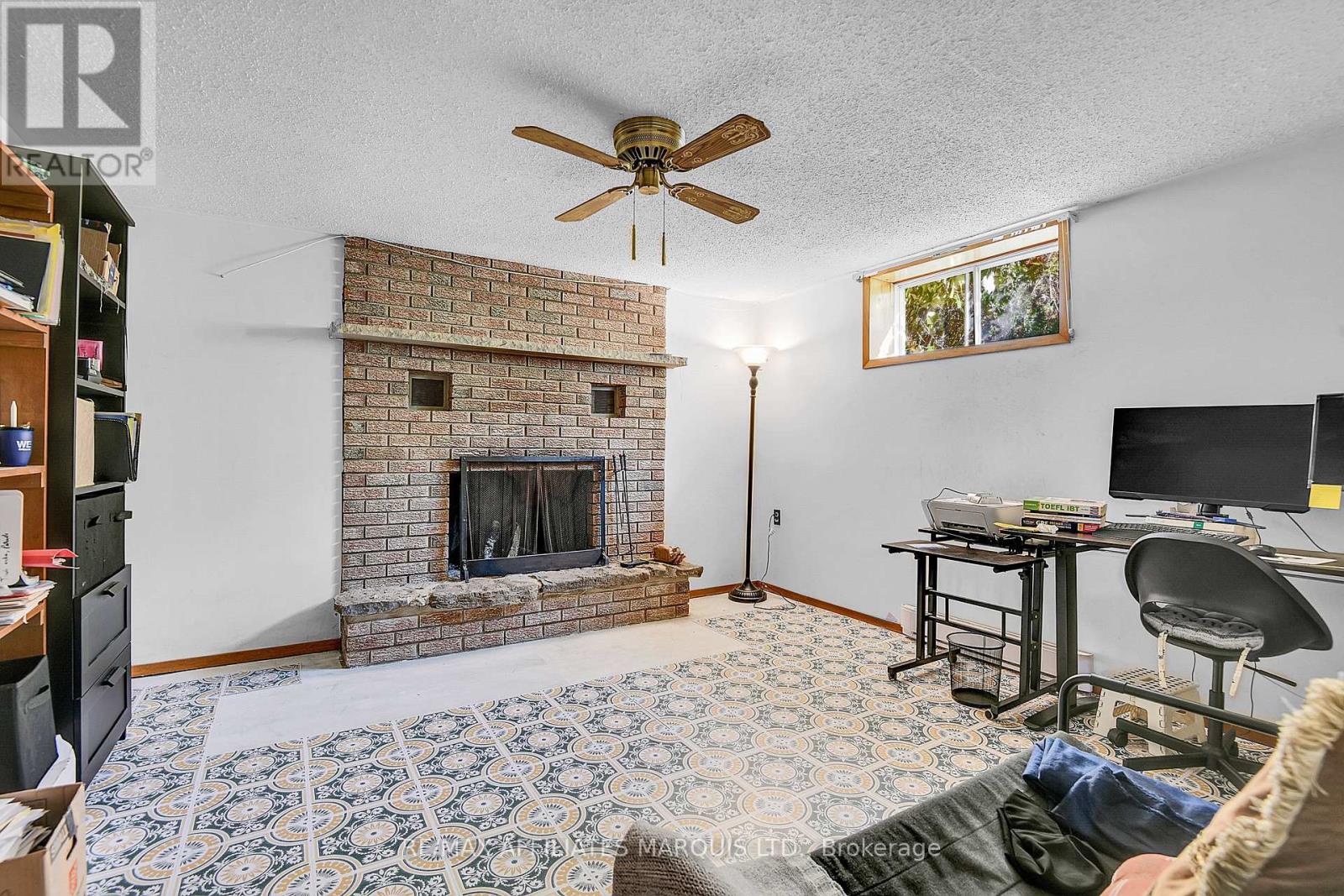 With 2nd wood burning fireplace